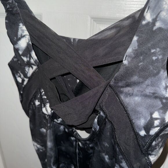 Lululemon Rise and Flow Tank Dusk Dye White Black / Black Sz 6 - Picture 3 of 7